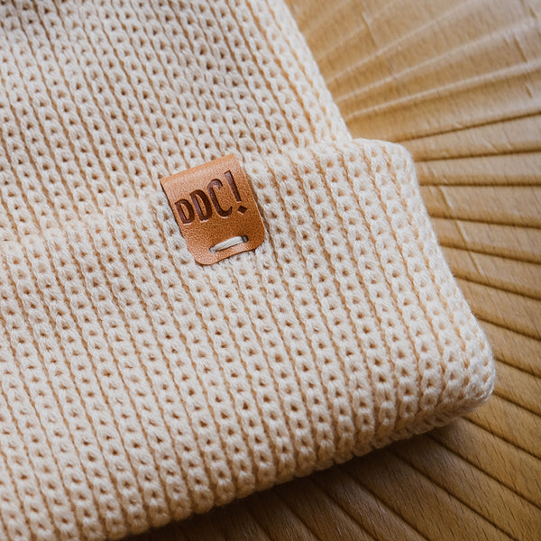 Dieu du Ciel natural beige tuque!